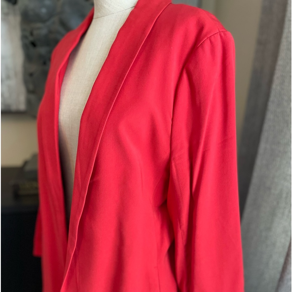 H&M red tuxedo lapel blazer
